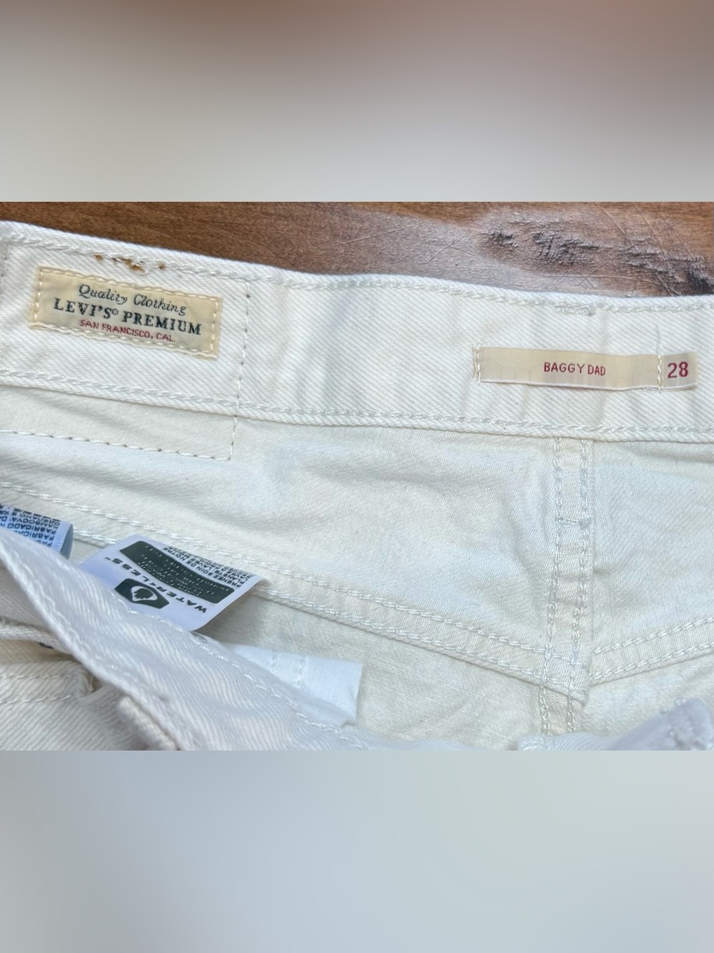 Levi’s Premium Baggy Dad Jeans 28 Off White Cream High Rise Wide Leg - Picture 7 of 12
